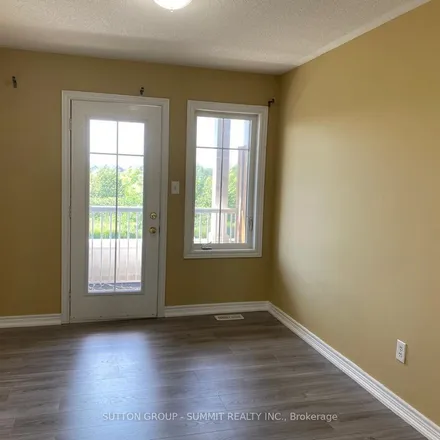 Rent this 3 bed duplex on 3388 Sunlight Street in Mississauga, ON L5M 7M8
