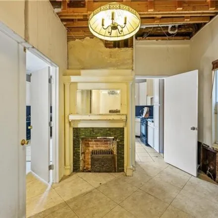 Image 5 - 1487 East 14th Street, New York, NY 11230, USA - House for sale