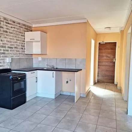 Rent this 2 bed apartment on Benoni in Moore Avenue, Westdene