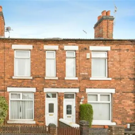 Buy this 3 bed townhouse on Queen Street in Crewe, CW1 2AF