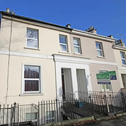 Rent this 3 bed townhouse on 119 Saint Georges Road in Cheltenham, GL50 3EG