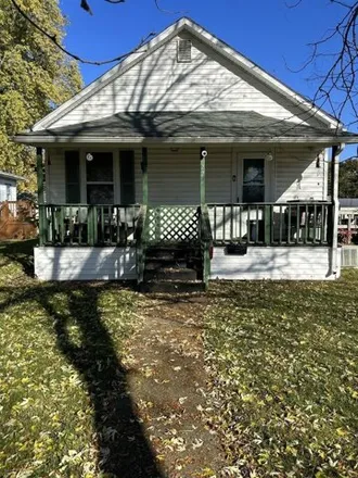 Buy this 3 bed house on 282 West 3rd Street in Spring Valley, IL 61362