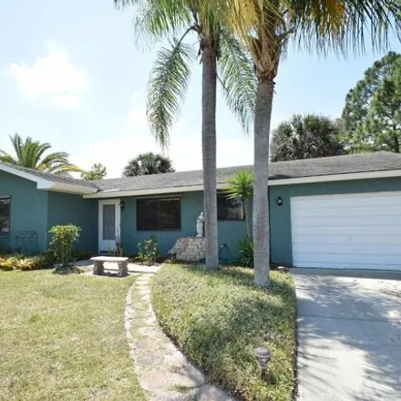 Image 2 - 1112 Chestnut Avenue Northeast, Palm Bay, FL 32907, USA - House for sale