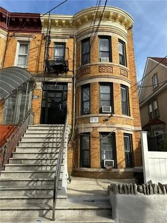 Buy this 6 bed house on 1522 Overing Street in New York, NY 10461