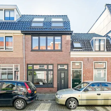 Rent this 3 bed apartment on Bekkerstraat 37 in 3572 SB Utrecht, Netherlands