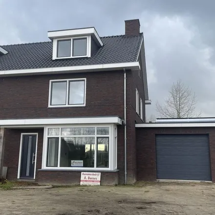 Rent this 4 bed apartment on Pastoor Smitsstraat 3B in 5491 XL Sint-Oedenrode, Netherlands