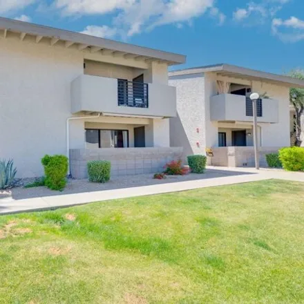 Image 2 - 6400 North 82nd Street, Scottsdale, AZ 85250, USA - Apartment for rent