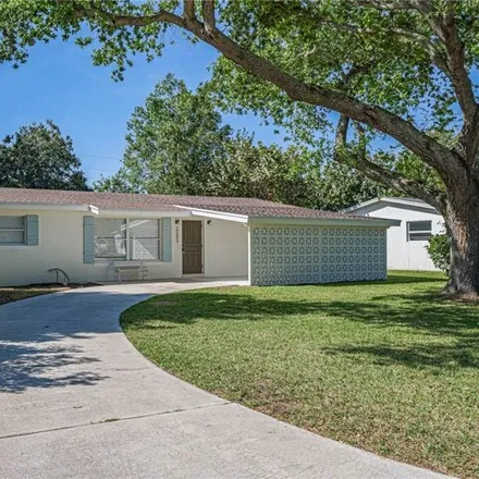 Rent this 3 bed house on 2227 1st Place Southwest in Indian River County, FL 32962