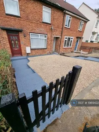 Image 4 - Crowborough Path, Three Rivers, WD19 6EH, United Kingdom - House for rent