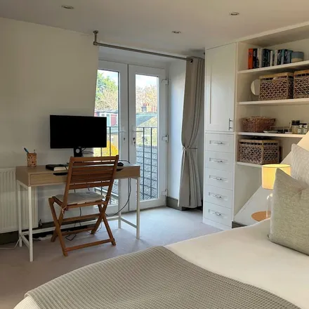 Rent this 1 bed house on London in SW18 3QH, United Kingdom