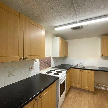 Image 2 - Lush, Boutport Street, Barnstaple, EX31 1SR, United Kingdom - Apartment for rent