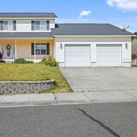 Buy this 4 bed house on 4309 Sahara Drive in Pasco, WA 99301