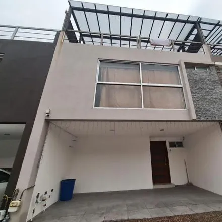 Buy this 3 bed house on Circuito 14 A in Fraccionamiento La Antigua Cementera, 72040 Puebla City