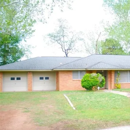 Buy this 3 bed house on 106 Jane Drive in Columbus, TX 78934