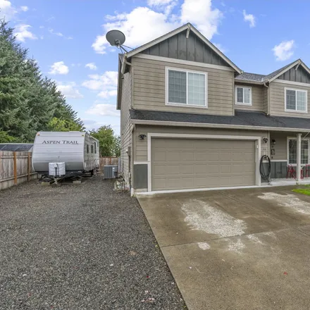 Buy this 4 bed house on 100 Wyatt Drive in Kelso, WA 98626