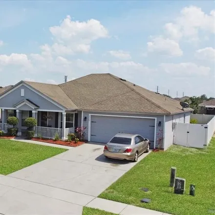 Buy this 3 bed house on 3053 Pointe Place Avenue in Osceola County, FL 34758