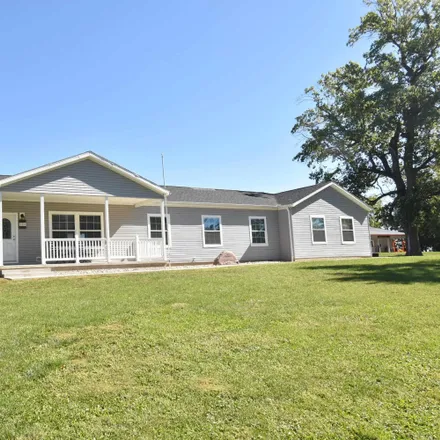 Buy this 4 bed house on 103 North Locust Street in Earl Park, Benton County