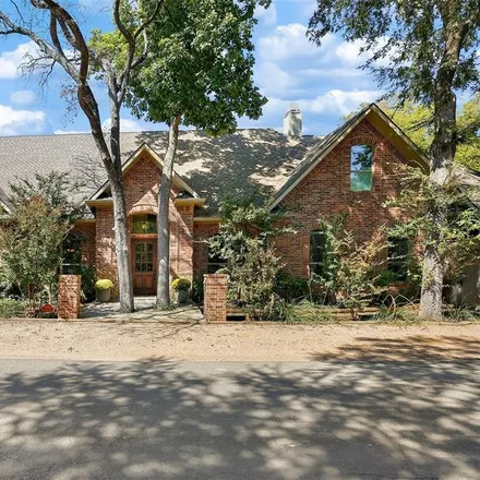 Buy this 4 bed house on 2100 Lakeland Drive in Dallas, TX 75228