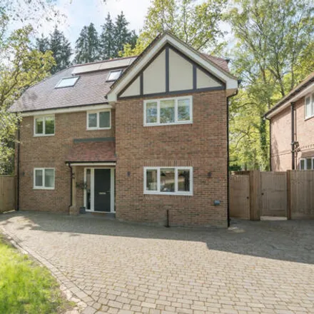 Buy this 5 bed house on Portsmouth Road in Hindhead, GU26 6FQ