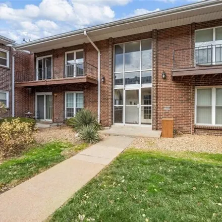 Rent this 2 bed condo on 10327 Forest Brook Lane in Saint Louis County, MO 63146