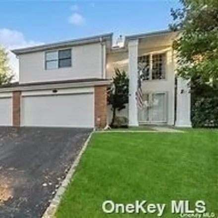 Image 1 - 156 Country Club Drive, Commack, NY 11725, USA - Condo for sale