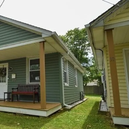 Rent this studio house on 7 West Bergen Place in Red Bank, NJ 07701