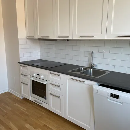 Rent this 2 bed apartment on Sigtunagatan 4B in 214 29 Malmo, Sweden