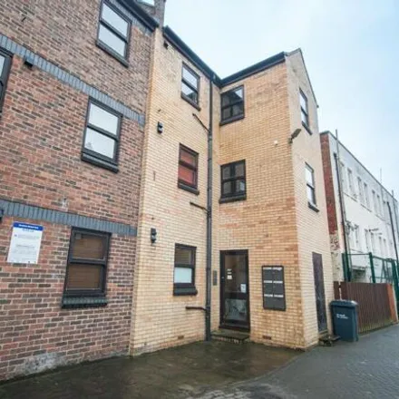 Rent this 2 bed apartment on Grammar School Yard in Hull, HU1 1SE