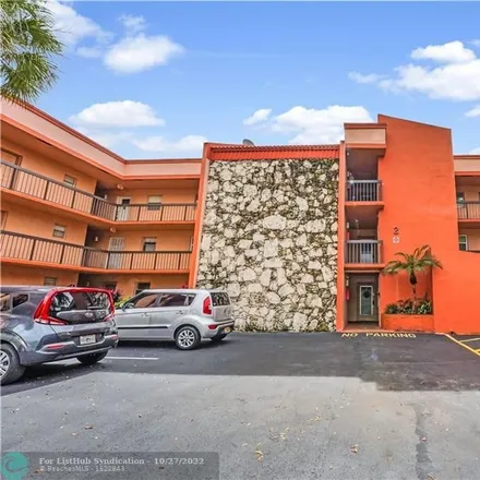 Buy this 2 bed condo on 3262 Holiday Springs Boulevard in Coral Springs, FL 33063