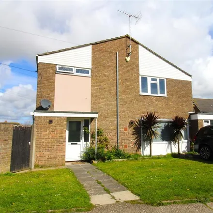 Rent this 3 bed house on West Way in Littlehampton, BN17 7NA