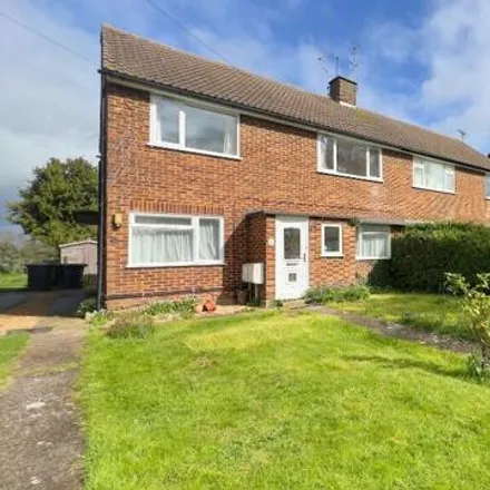 Rent this 2 bed room on 10 Howard Close in Cambridge, CB5 8QU