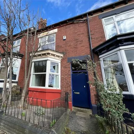 Buy this 3 bed townhouse on 96-196 Vincent Road in Sheffield, S7 1BX