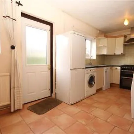 Rent this 2 bed apartment on Cypress Road in Guildford, GU1 1NG