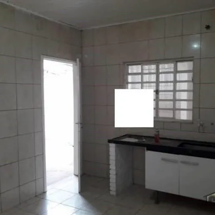 Buy this 2 bed house on Avenida Presidente Getúlio Vargas in Parque Brasil, Jacareí - SP