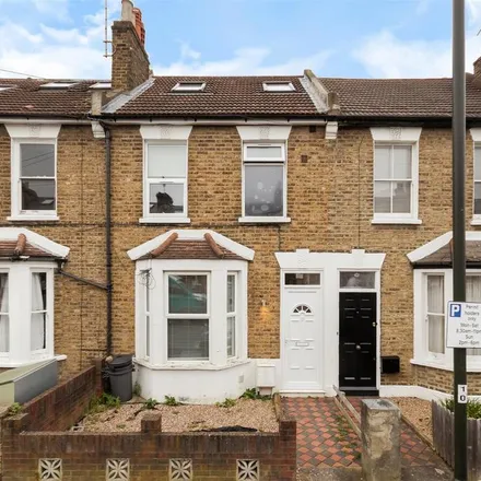 Rent this 4 bed house on Russell Road in London, SW19 1PA
