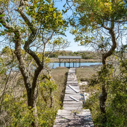 Image 5 - 137 Hoop Pole Creek Drive, Atlantic Beach, Carteret County, NC 28512, USA - House for sale