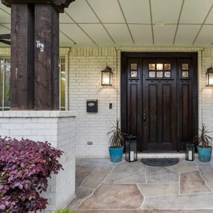 Image 3 - 5831 Velasco Avenue, Dallas, TX 75206, USA - House for sale