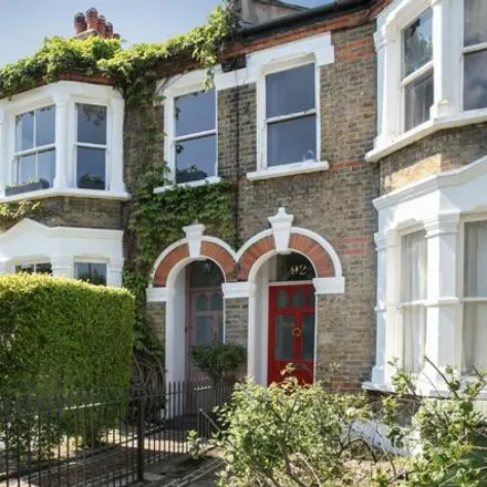 Buy this 3 bed townhouse on 94 Gordon Road in London, SE15 3RR