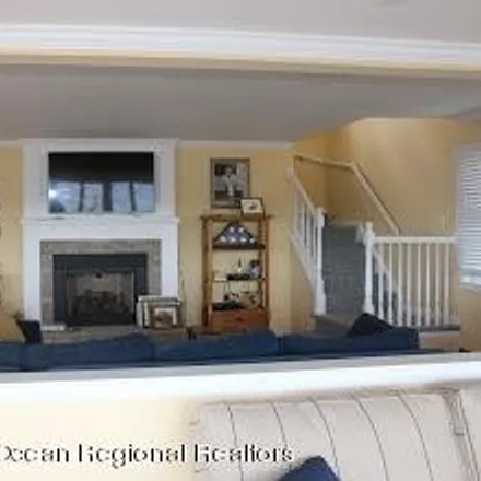 Image 4 - 21 Pershing Boulevard, Lavallette, Ocean County, NJ 08735, USA - House for rent