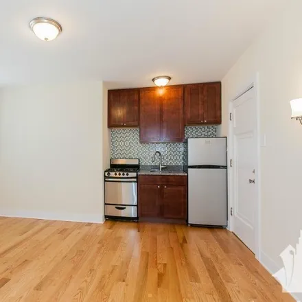 Image 4 - 4546 North Damen Avenue - Apartment for rent