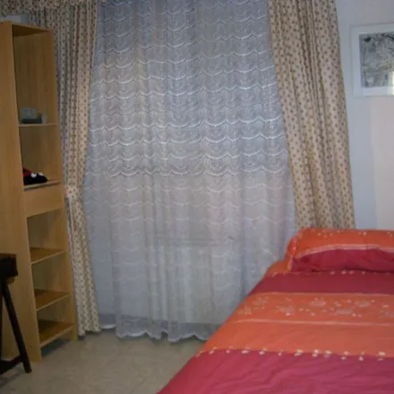 Rent this 1 bed apartment on Calle de la Fuente Carrantona in 28030 Madrid, Spain