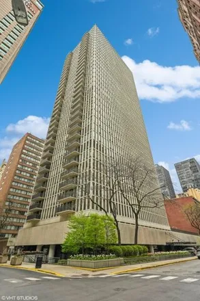 Buy this 1 bed condo on 200 East Delaware in 200 East Delaware Place, Chicago