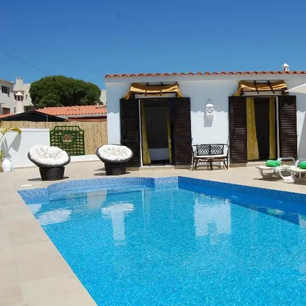 Rent this 3 bed house on unnamed road in 8200-112 Albufeira, Portugal