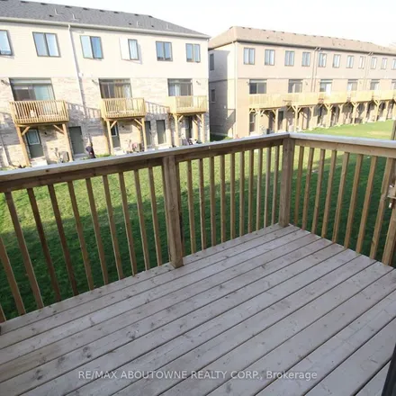 Image 3 - Robinson Road, Brant County, ON N3R 0B8, Canada - Townhouse for rent