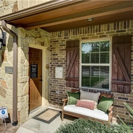 Image 3 - 442 Baby Bear Drive, Koppe, College Station, TX 77845, USA - Townhouse for sale