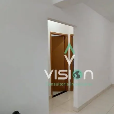 Buy this 2 bed apartment on Rua 4A Blocos 1 e 2 Travessa 02 in Vicente Pires - Federal District, 72006-203