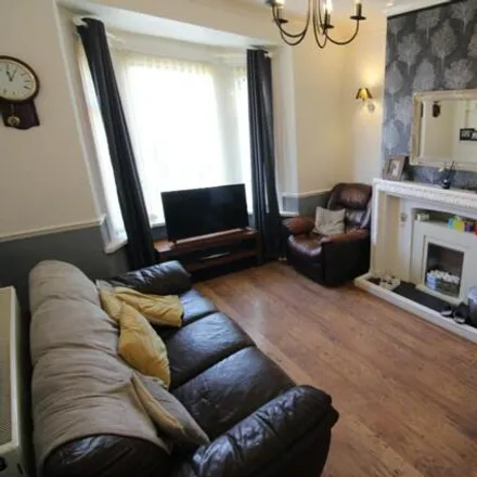 Image 3 - Conway Street, Cudworth, S70 3ER, United Kingdom - Townhouse for sale