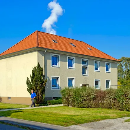 Rent this 2 bed apartment on Mittelstraße 19 in 59077 Hamm, Germany