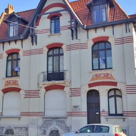 Rent this 1 bed apartment on Hôtel de Ville de Villeneuve d'Ascq in Place Salvador Allende, 59650 Villeneuve-d'Ascq