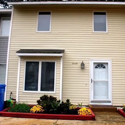 Buy this 3 bed townhouse on 3541 Radford Circle in Poplar Hill, Chesapeake